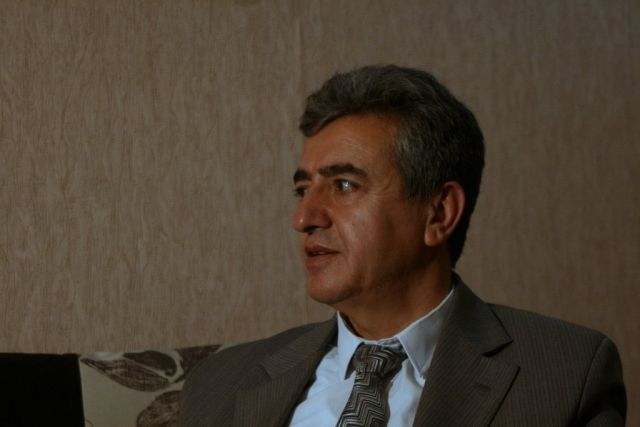 الرفيق جمال الدين  عبدو في مجلس الشعب (وزارة الكهرباء المدللة).. و(الصناعة) مهددة!