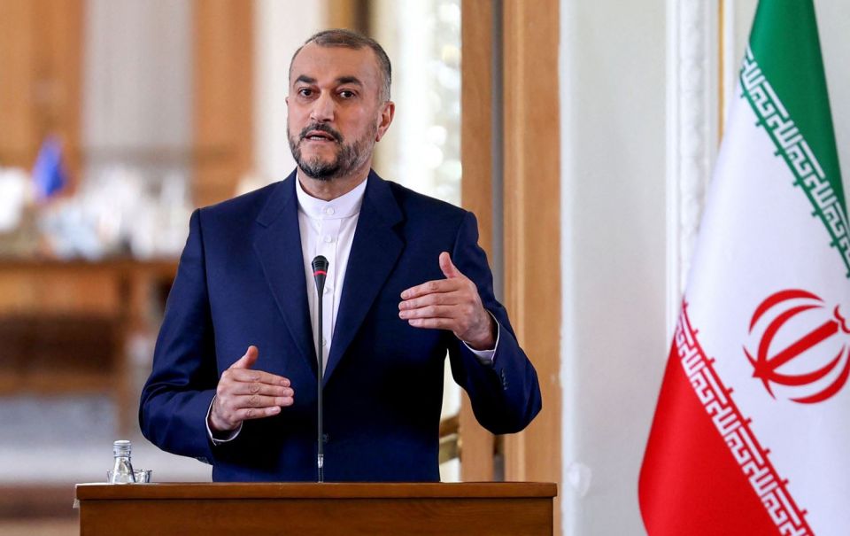 الخارجية الإيرانية: الحوثيون سيواصلون ضرب السفن طالما استمر العدوان على غزة