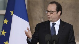 هولاند يمدد حالة الطوارئ..