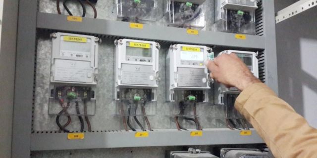 ٨٠٠٪ زيادة في الكهرباء... المواطن السوري يدفع الثمن!