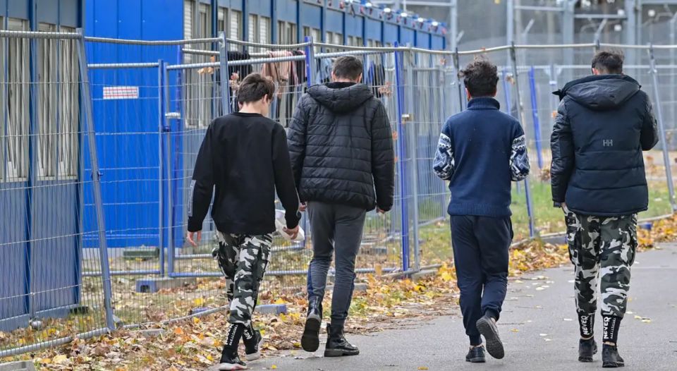 ولايات ألمانية تطالب بالتشدد مع المهاجرين و"طرد طالبي اللجوء"