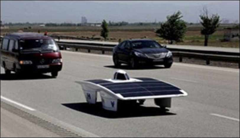 إيران الأولى آسيوياً في سباق المركبات الشمسية العالمي
