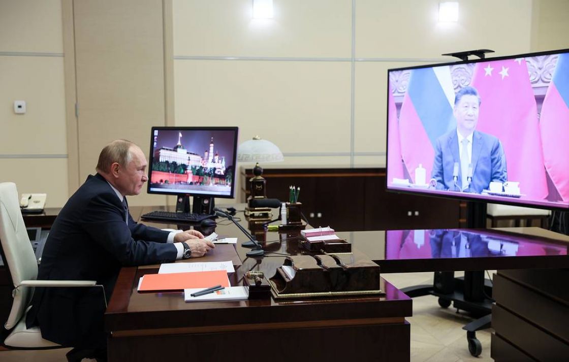 بدء اجتماع الرئيسين الصيني والروسي عبر الفيديو