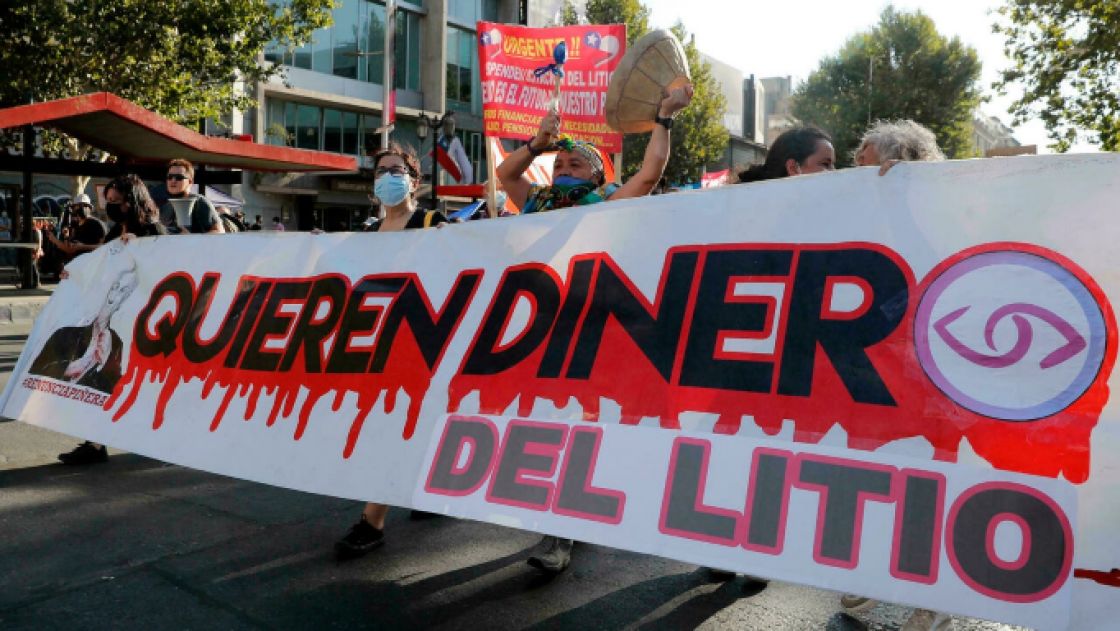 تشيلي: تظاهرات ضد خطة حكومية لبيع عقود الليثيوم لشركات خاصة