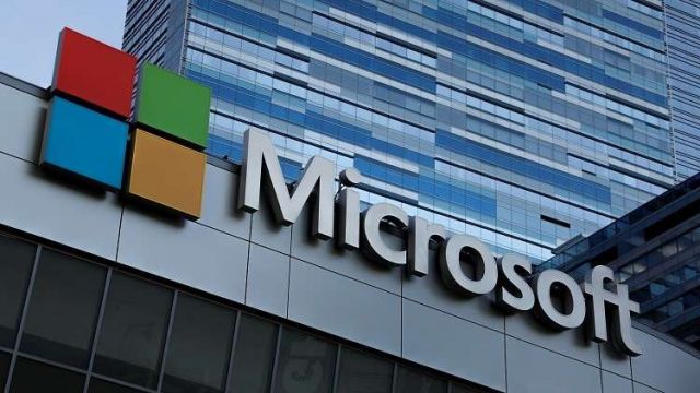 مايكروسوفت تعلن تخليها عن ويندوز-7