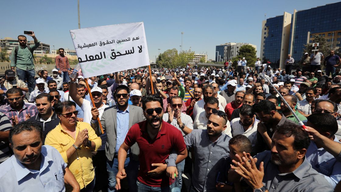 الأردن: مشاورات تفضي إلى استمرار إضراب مهندسي القطاع العام