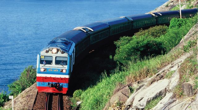 سكك طريق الحرير تصل فيتنام