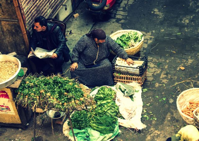 ماذا حدث للمصريين بعد عام من التعويم؟