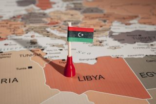 الاستقطاب بين الحكومتين الليبيتين... إلى أين؟