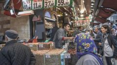 تركيا: مخاوف بشأن النمو والعجز التجاري بعد التباطؤ الشديد في الصادرات