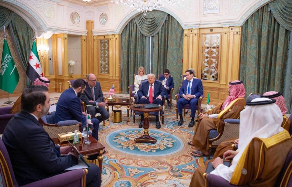 بيان الخارجية السورية بعد لقاء الشرع وترامب