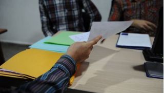 مسابقة التوظيف المركزية معيقات.. من المستفيد منها؟