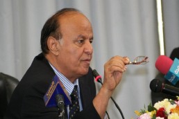 هادي: انعقاد الحوار بالرياض إجراء منطقي