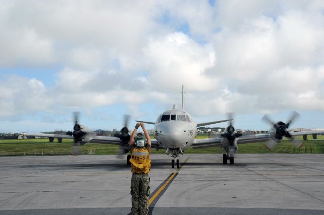 ماليزيا تبحث عرضاً لشراء مقاتلات من روسيا