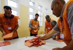 انتخابات على وقع التفجيرات