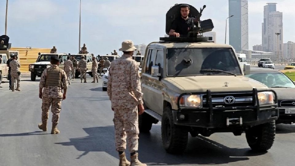 ليبيا: زيادة ضحايا اشتباكات طرابلس إلى 32 قتيلاً و159 جريحاً