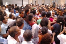 تونسيون يتظاهرون ضد قانون &laquo;المصالحة&raquo;