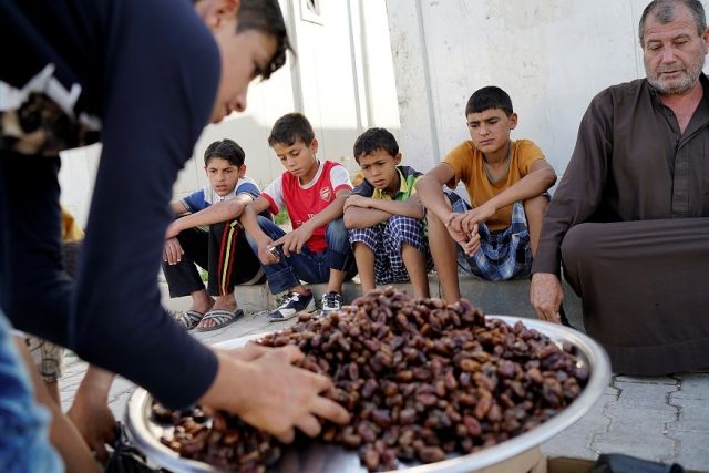 من هو المشغل الخفي للمطابخ الخيرية؟