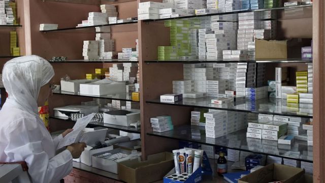 الصيدلية... الملاذ الأخير للجيوب المفرغة؛ حين يصبح &laquo;تجاوز الحدود&raquo; أوكسجين الفقراء!