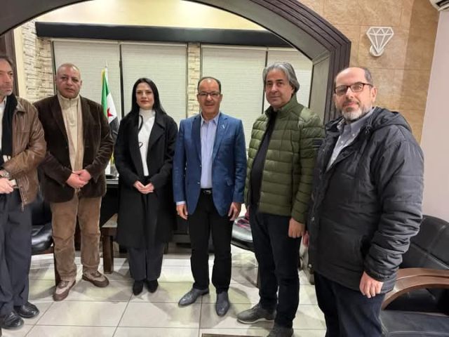 مجلس نقابة الفنانين يسحب الثقة من مازن الناطور والأخير يرفض