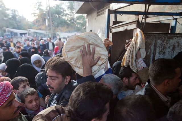 رغيف الخبز يواجه عقبات جديدة... أعطالٌ متكررة وتحديات تقنيّة