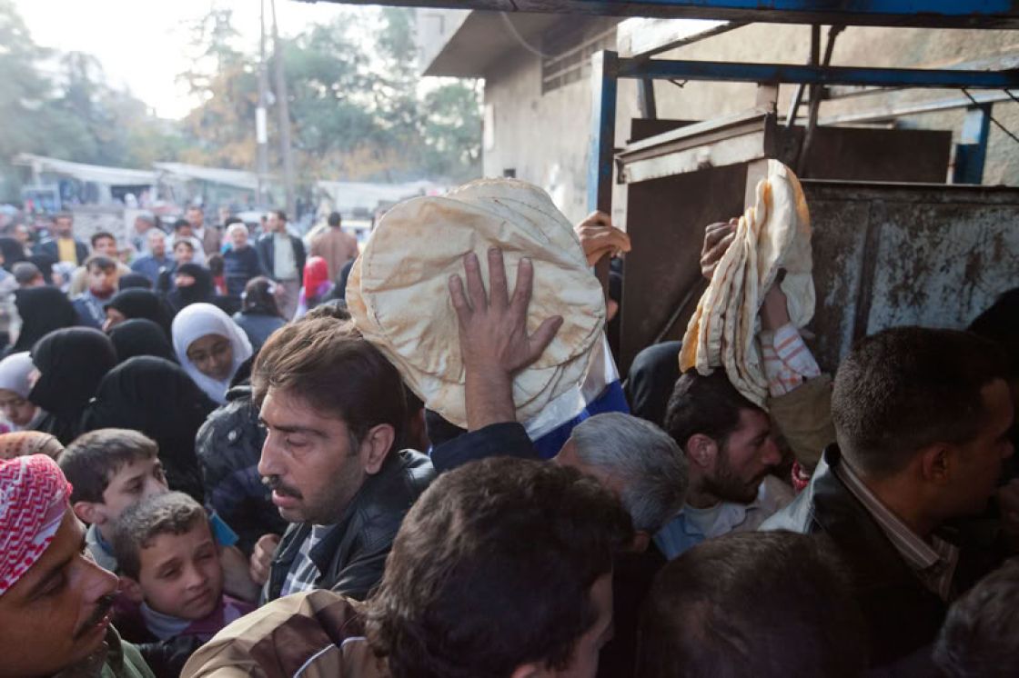 رغيف الخبز يواجه عقبات جديدة... أعطالٌ متكررة وتحديات تقنيّة