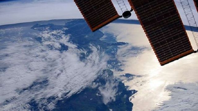 ميزان يقيس أشد درجات الحرارة انخفاضاً في الفضاء