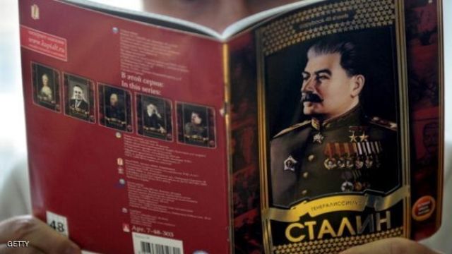 تمثال لعقيد روسي أسقط عدة طائرات إسرائيلية..