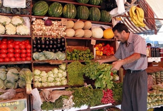 منع تصدير الخضار معادلة طرفاها (المصدّر والمستهلك).. والفوز للأغلبية