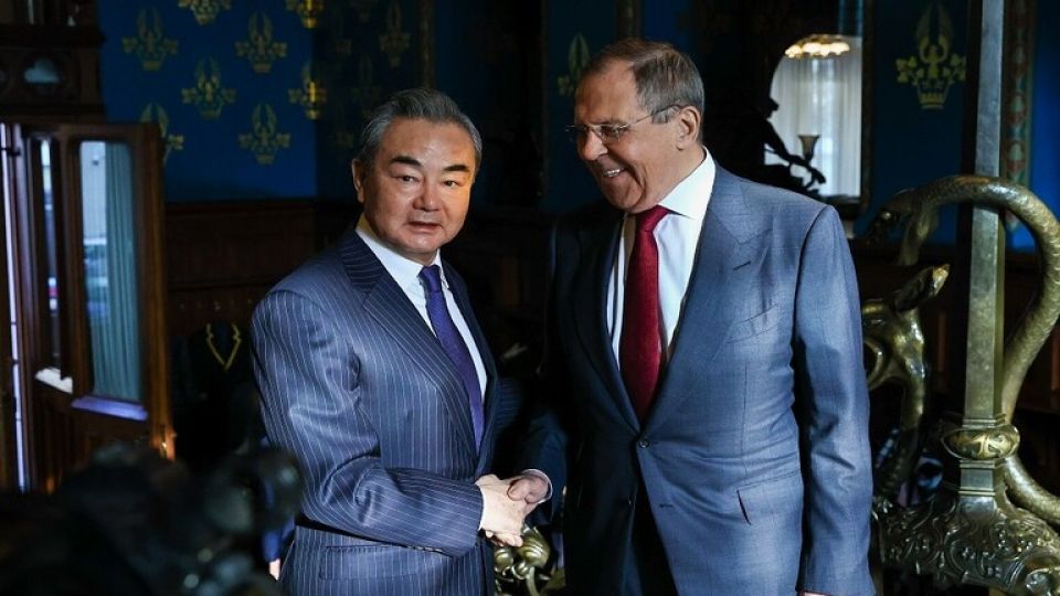 ترحيب روسي وتشكيك أمريكي ورفض كييف لنقطة أو أكثر من مبادرة السلام الصينية