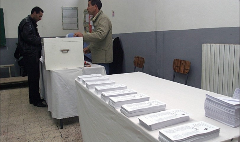 الجزائر تنتخب رئيسها من بين 6 مرشحين.. وبوتفليقة الأوفر حظا