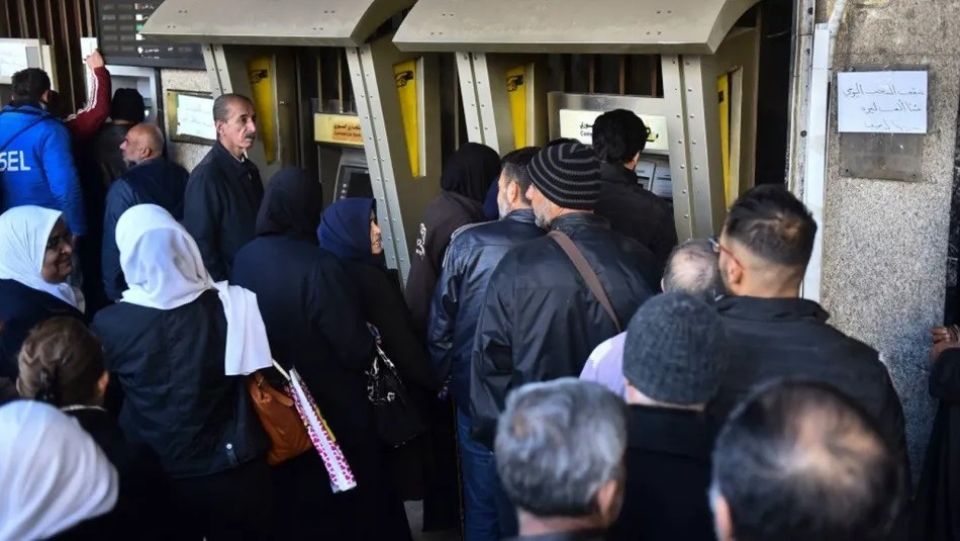 الحد الأدنى للأجور في سورية: 68 دولاراً مقابل حياة تحتاج بحدها الأدنى 818 دولاراً