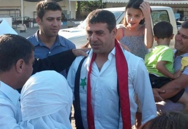 العدو يعيد اعتقال  عميد الأسرى السوريين