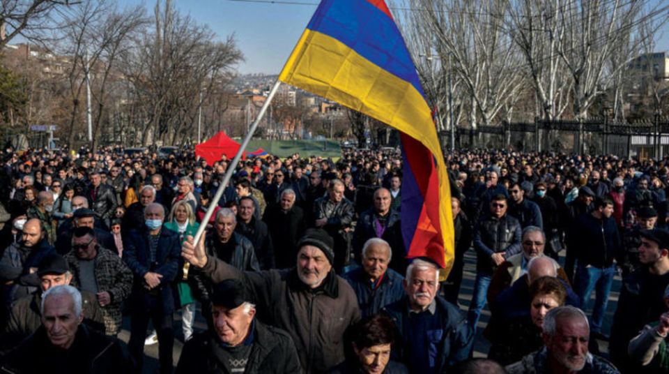 مظاهرات أرمينيا والتعتيم الغربي