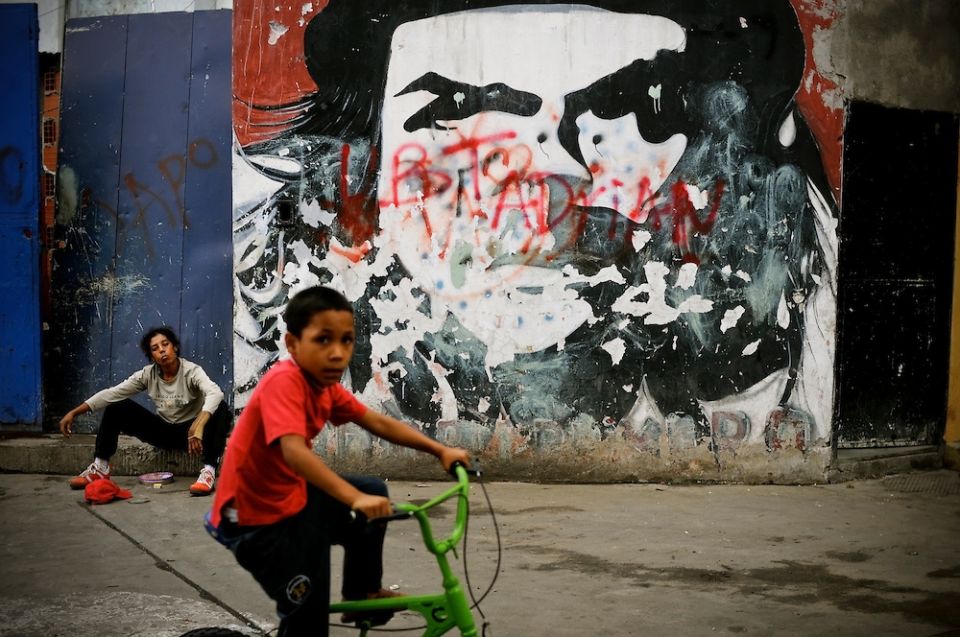 جيفارا  قديس الفقراء