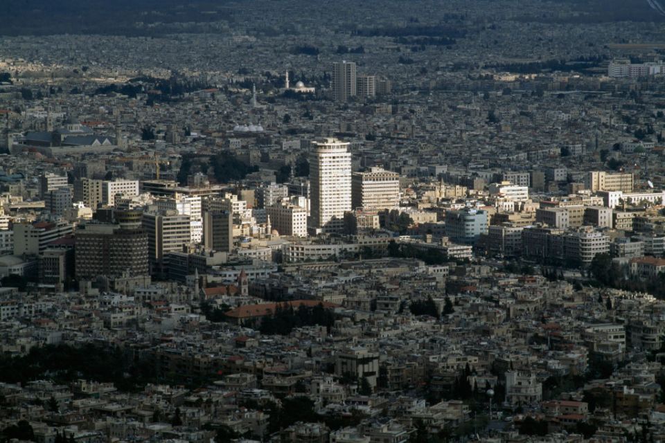 الفُجور كافر كمان