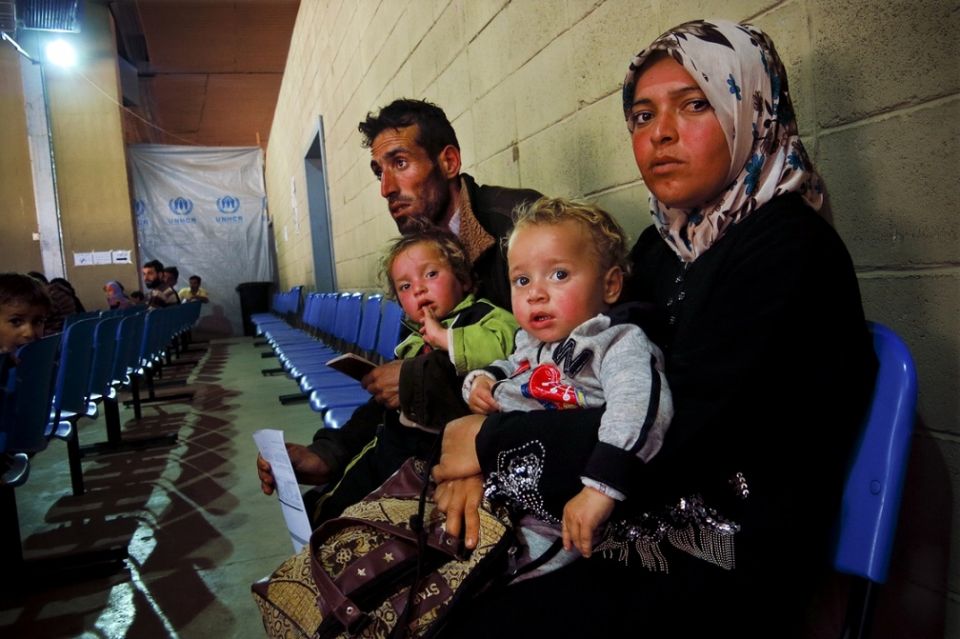 السوريون في لبنان..  اعتقال للعمال و&laquo;تمييز&raquo; في الجامعات وتهديد بالترحيل