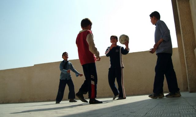 &laquo;كرة القدم&raquo;..  استعادة الطفولة في كل أسبوع!