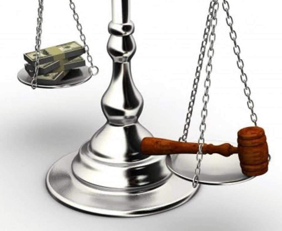 الفساد بين العام.. والخاص