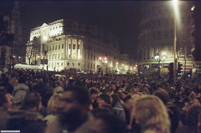 انهيار عقل &laquo;حضارة&raquo; الليبرالية تحت وزن الزمن المتكثِّف