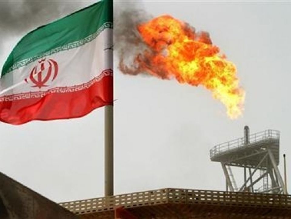 مراهنة أمريكية على انفجار داخلي في إيران!