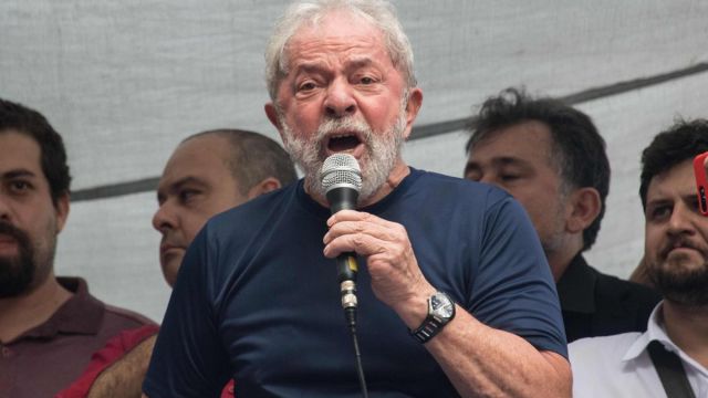محكمة تقضي بالإفراج عن الرئيس البرازيلي الأسبق لولا دا سيلفا