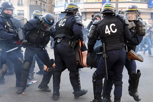 الأمن الفرنسي يتحدّث عن «مندسّين» في الاحتجاجات من خارج البلاد