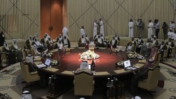 قمة الدوحة والسعي إلى موقف موحد لمواجهة التحديات