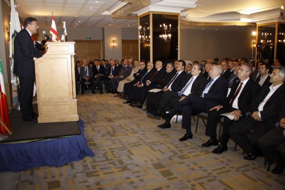!أيها العمال والنقابيون أعضاء المؤتمرات وحدوا موقفكم ضد السياسات الاقتصادية الليبرالية
