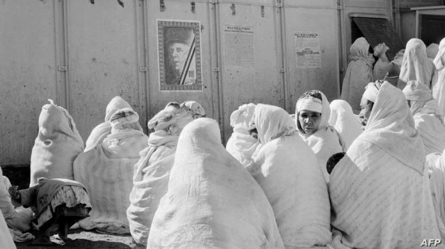 الطاعون في الجزائر والفاشية في فرنسا