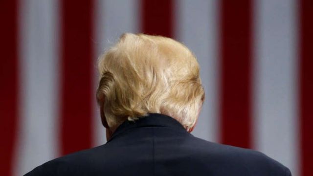 العجز التجاري لأمريكا يحطم الأرقام القياسية