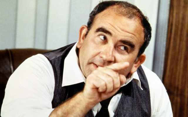 أوقفوا المسلسل لأنّه يساري