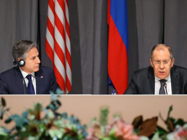 افتتاحية قاسيون 1054: لمن تُقرع الطبول؟