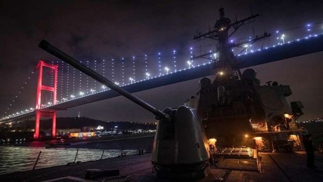 مدمرة «دونالد كوك» الأمريكية تغادر البحر الأسود